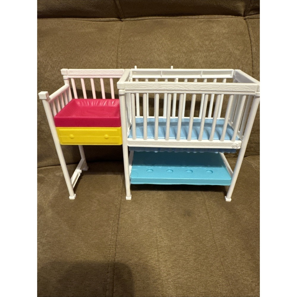 Barbie Skipper Babysitters Inc Nap n' Nurture Nursery Replacement * Crib Only *